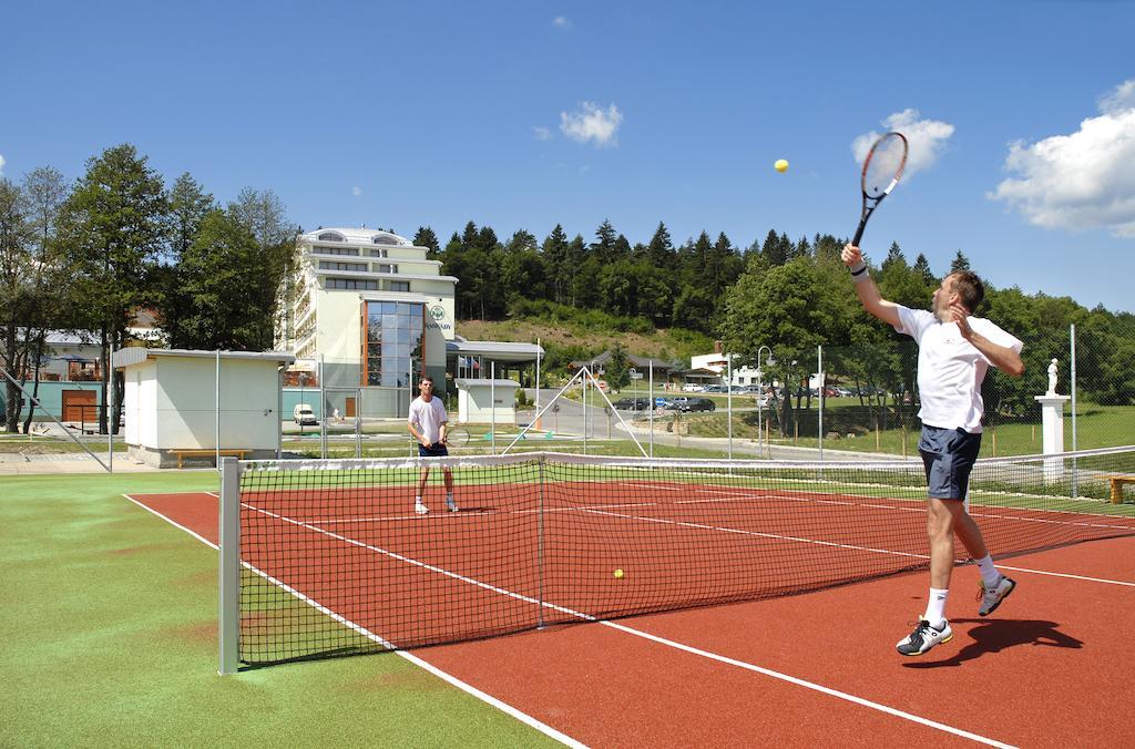 Wellness & Spa Hotel Kaskady Sliač Eksteriør bilde